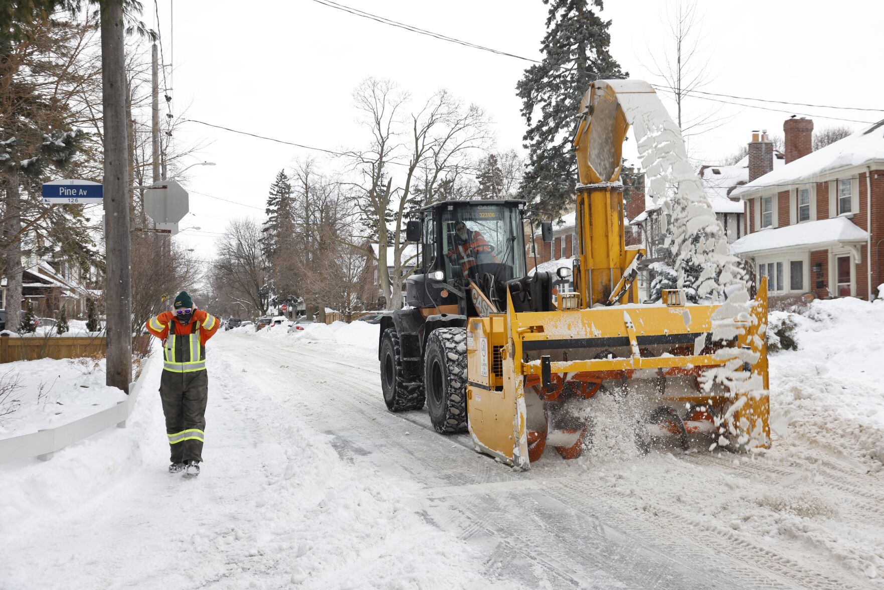 snow machines(2).JPG